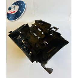 Boite à fusible moteur Clio...